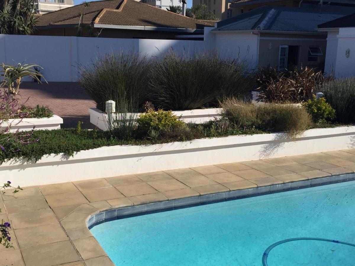 The Blue Lotus Guest House Port Elizabeth Bagian luar foto