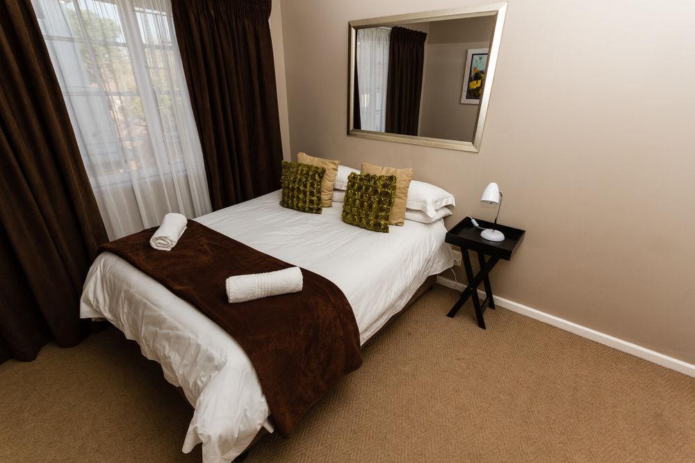 The Blue Lotus Guest House Port Elizabeth Bagian luar foto